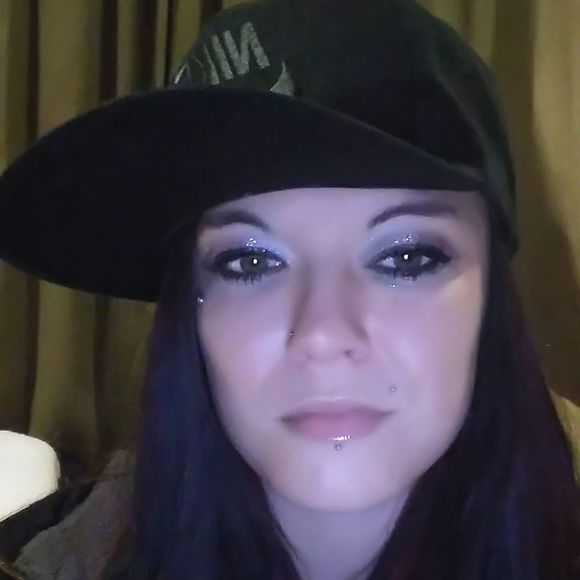 Meet your Posher, Robbin - Picture 1 of 1